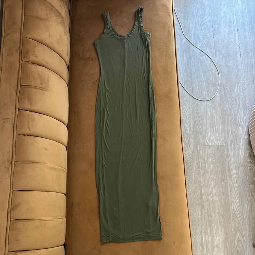 Green Fitted Maxi Dress Size S